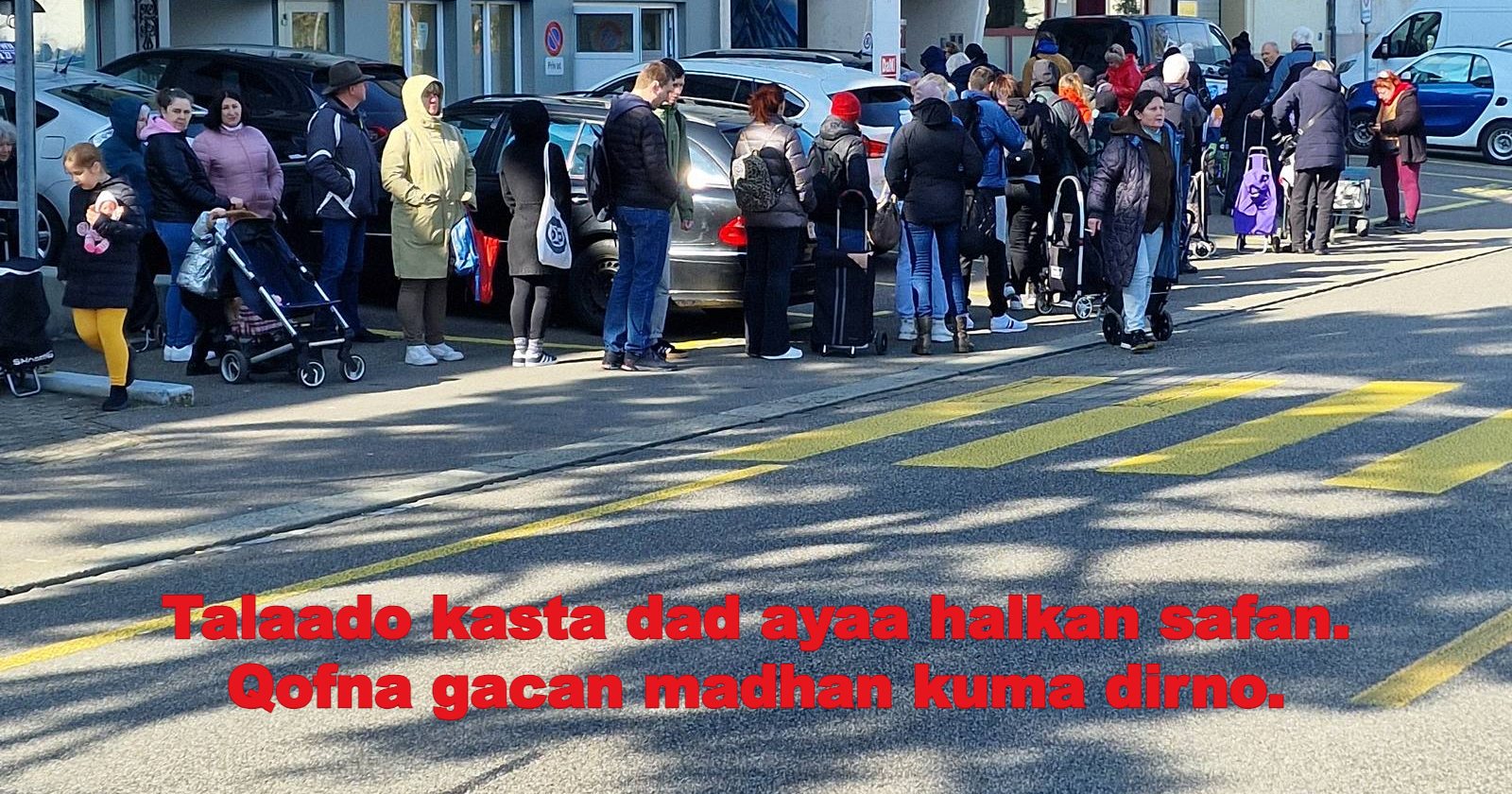 Talaado kasta dad ayaa halkan safan. Qofna gacan madhan kuma dirno.